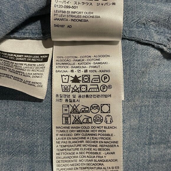 Levi’s Women's Blue Denim Off The Shoulder Button Down Blouse Top Size M - Picture 7 of 8